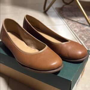 Clarks Sandstone Leather Ballet Flats